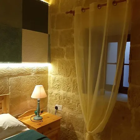 فندق مبيت وإفطار Gozoluca